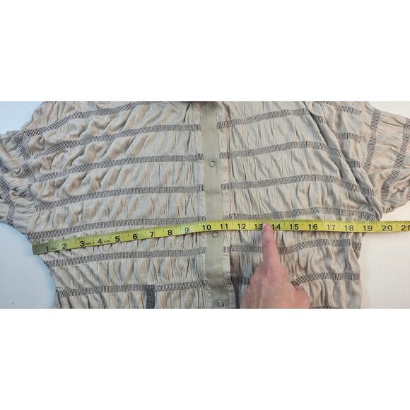 Tiny Anthropologie Cirrus Hoodie Jacket neutral Tan Metallic S shaket crinkle - Picture 8 of 8